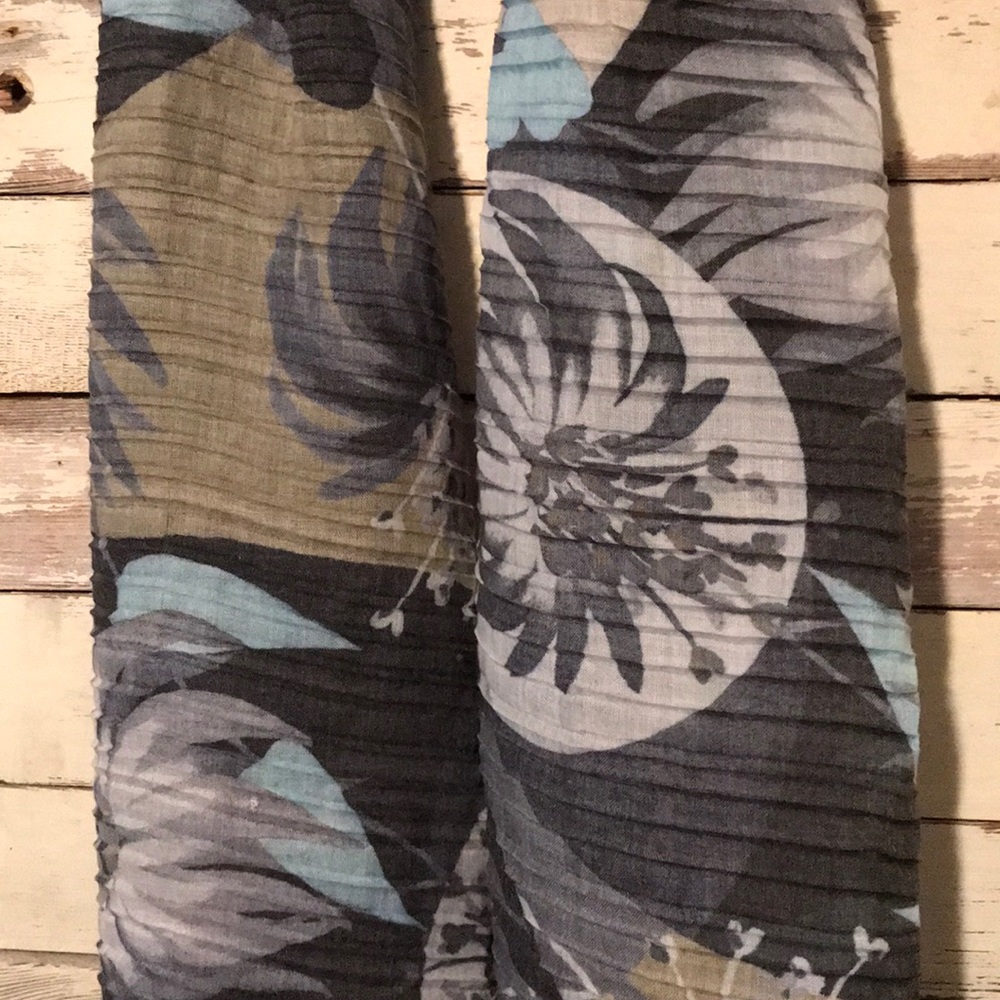 FASHION SCARF - Picture 2 of 5